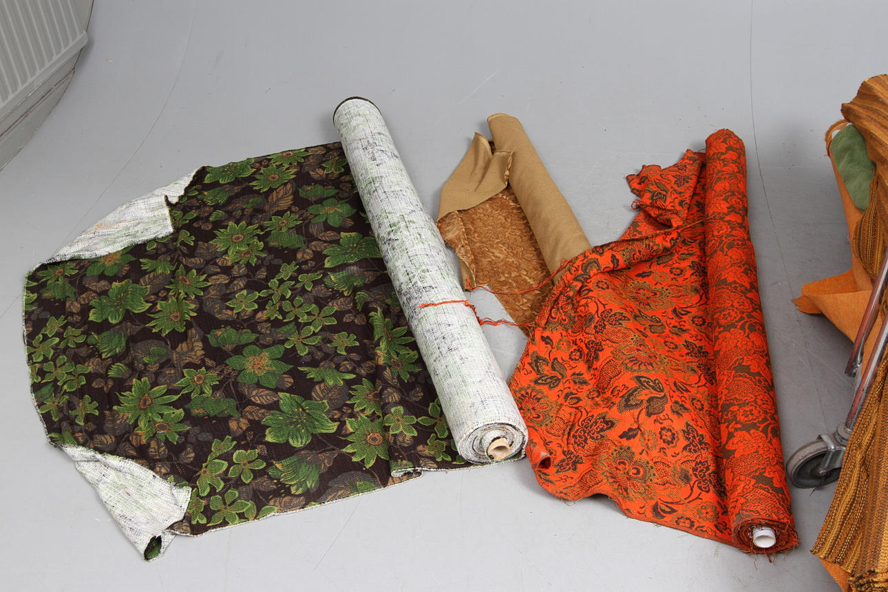 MÖBELTYGER mest 1970-80-tal. Mattor & Textil - Textil - Auctionet