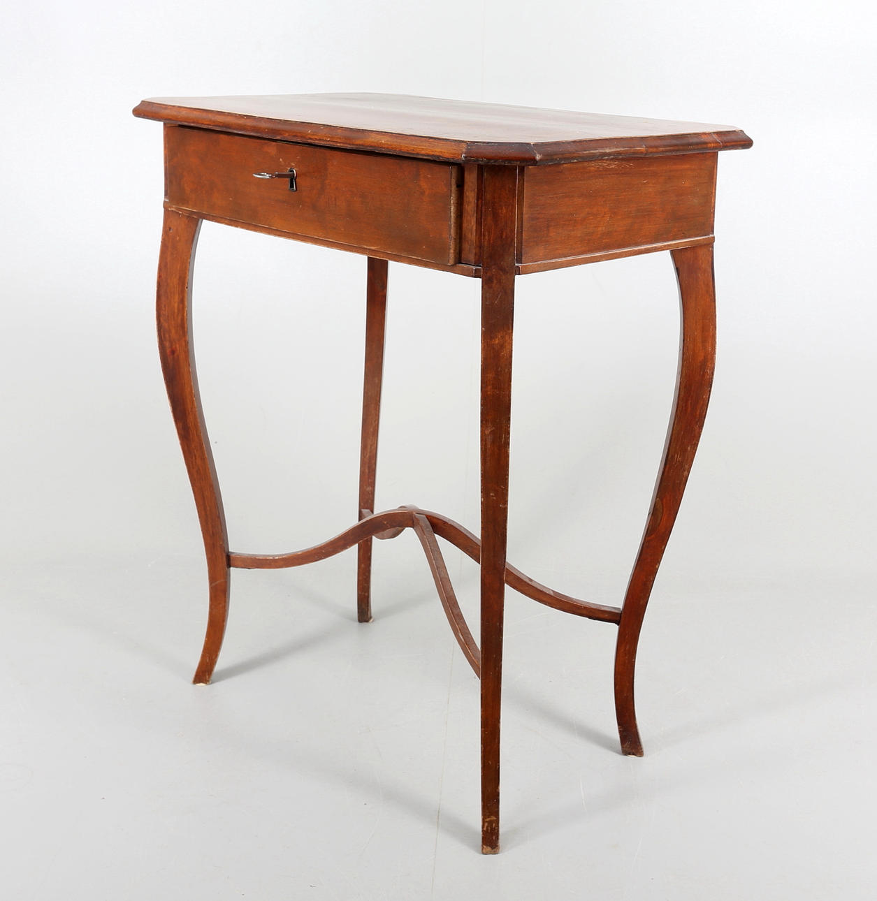 SYBORD, Nyrokokostil 18/1900-tal.