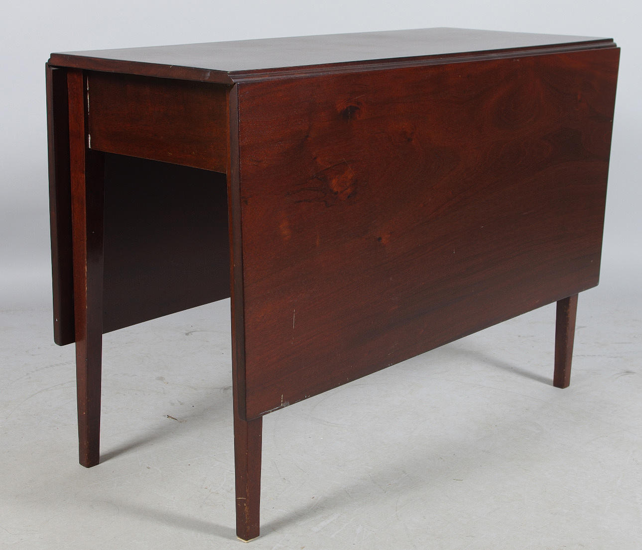 SLAGBORD, mahogny, gustaviansk stil.