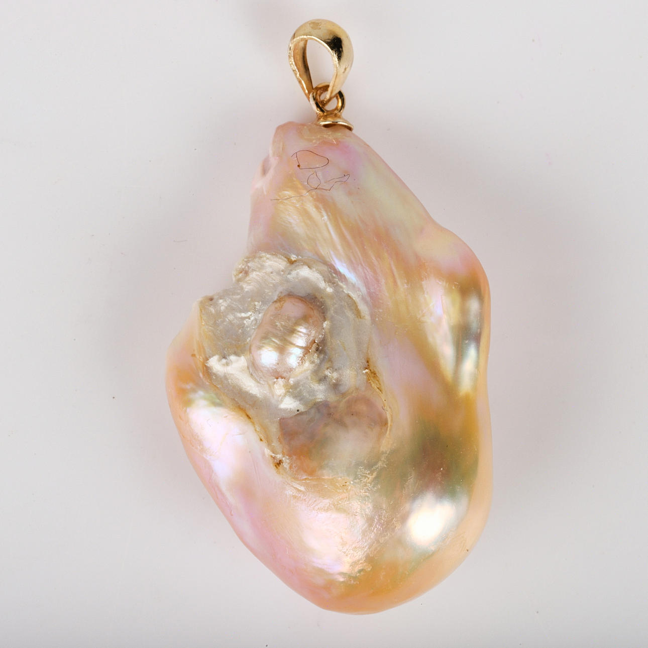 HÄNGE, rosa barockpärla.