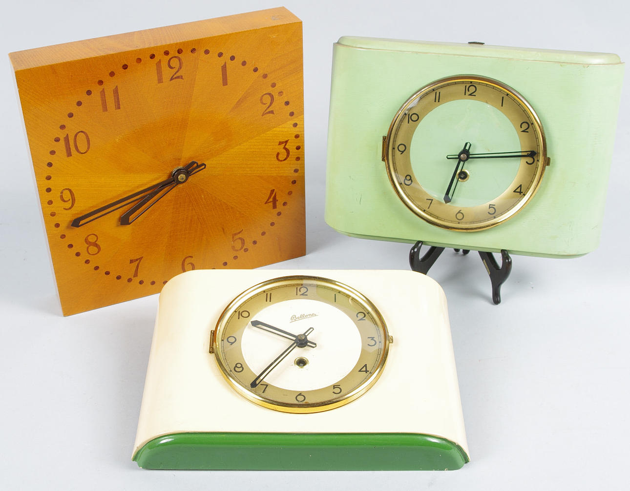 VÄGGUR, 3 stycken, 1940/50-tal.