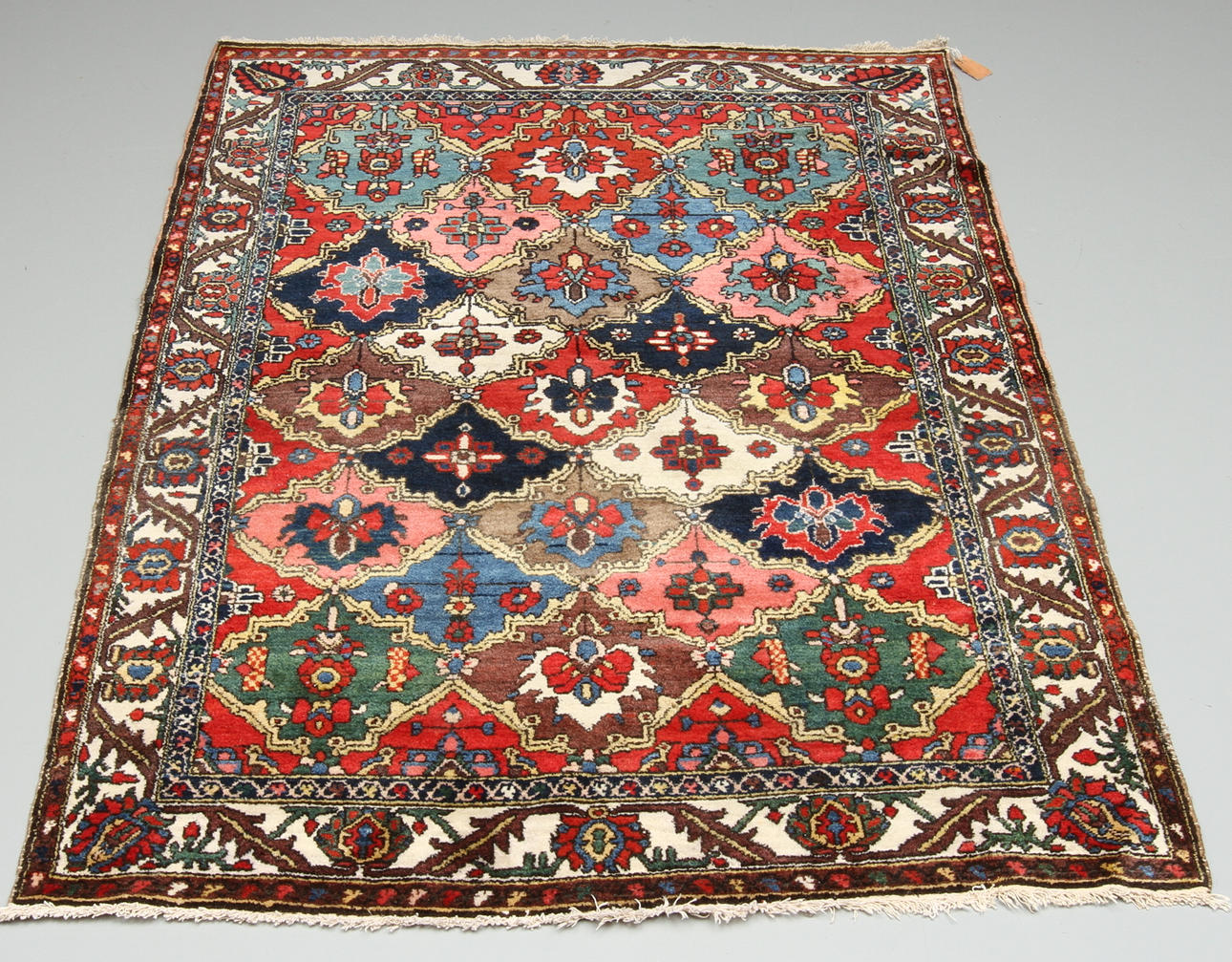 MATTA, orientalisk, ca 204 x 155 cm.
