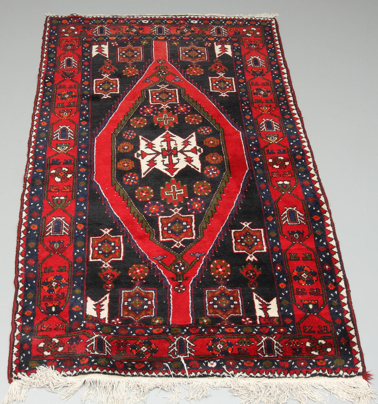 MATTA, orientalisk, ca 214 x 134 cm.