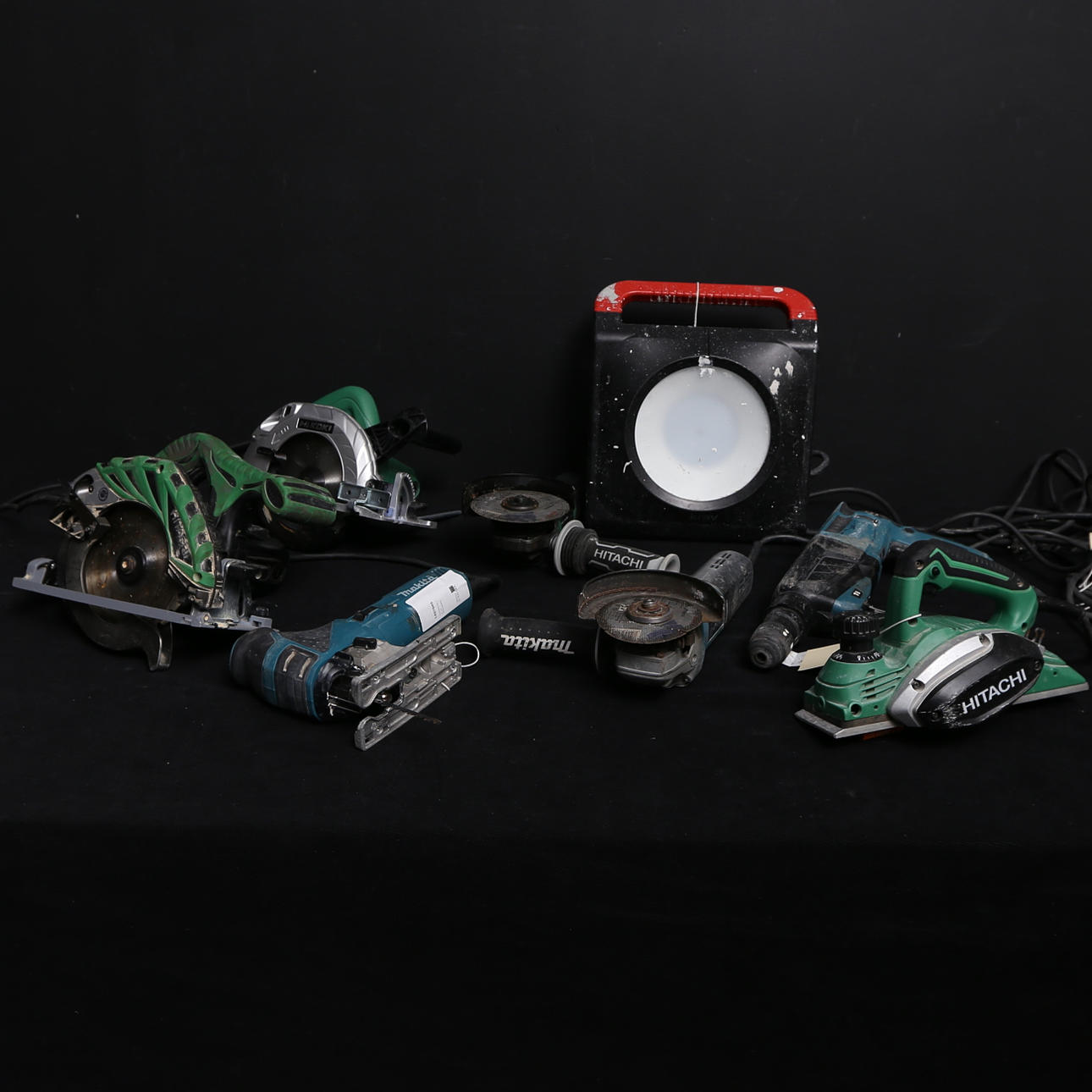 POWER TOOLS, 7 pcs and BUILDING KIT.