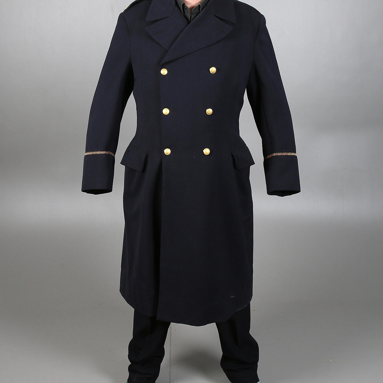 UNIFORMSDELAR, Polis, 1900-talets mitt.