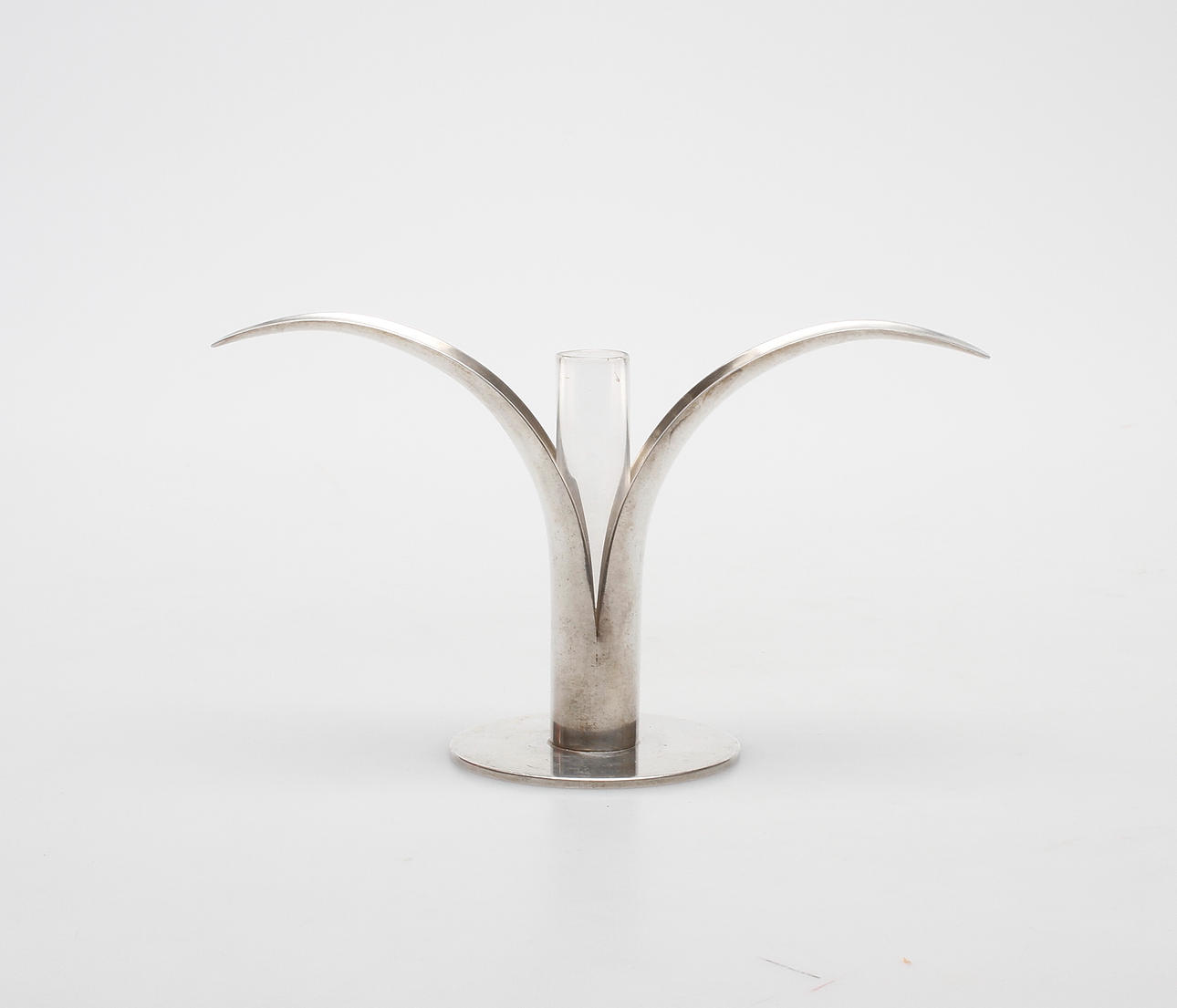 LJUSSTAKE/VAS, nysilver, "Liljan", Ivar Ålenius Björk, Ystad Metall.