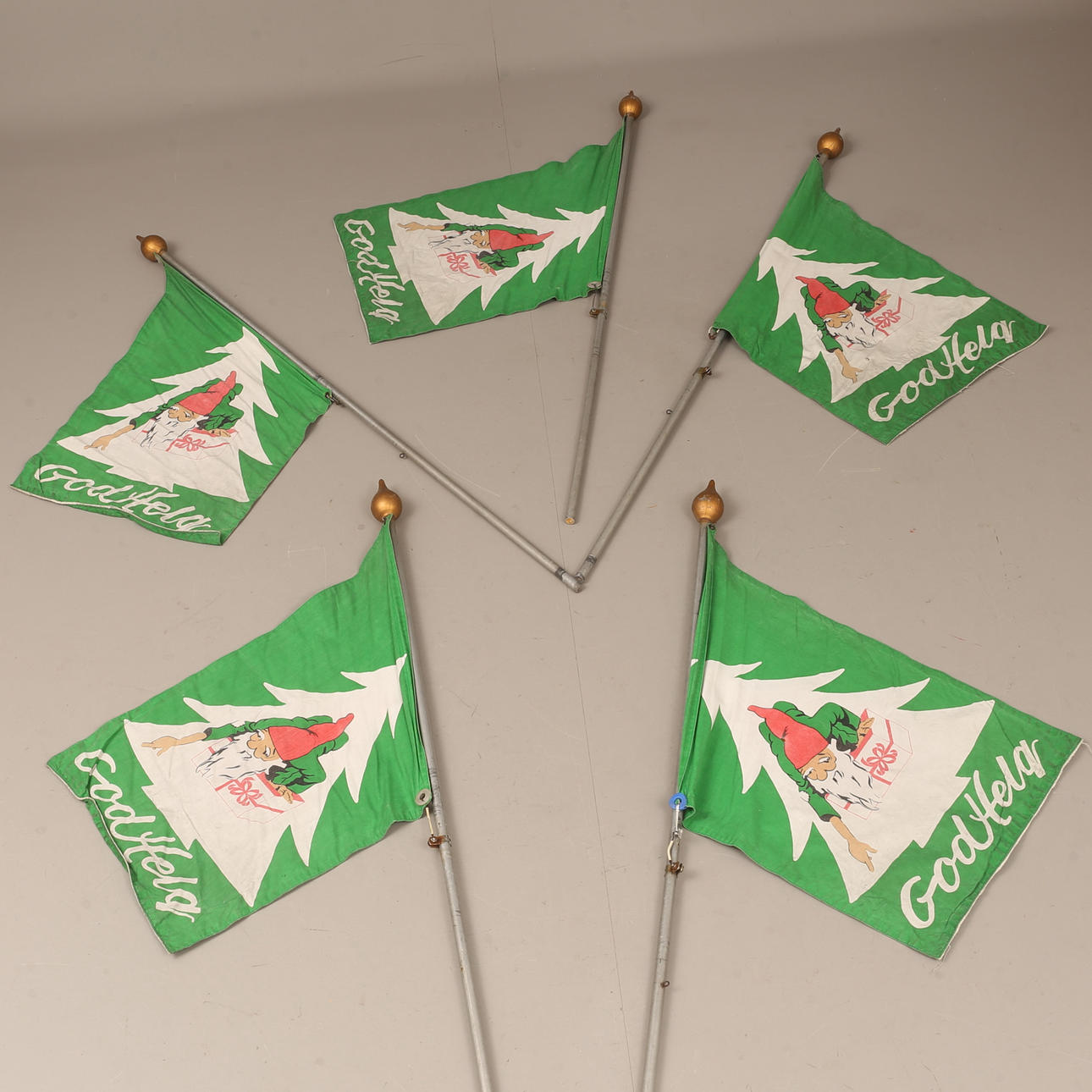 FASADFLAGGOR, 5 stycken, "God Helg".