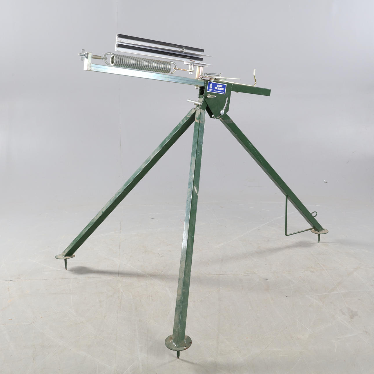 CLAY PIGEON & RABBIT THROWER, Husqvarna.