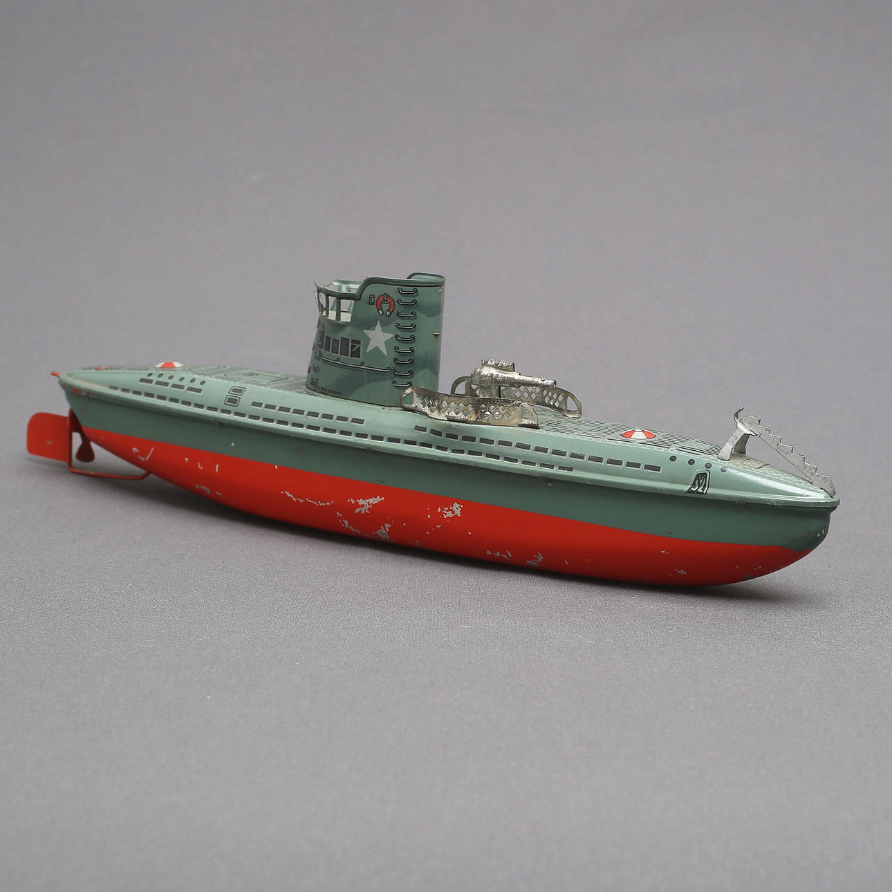 ARNOLD ubåt, grå / röd, urverk, USZone.