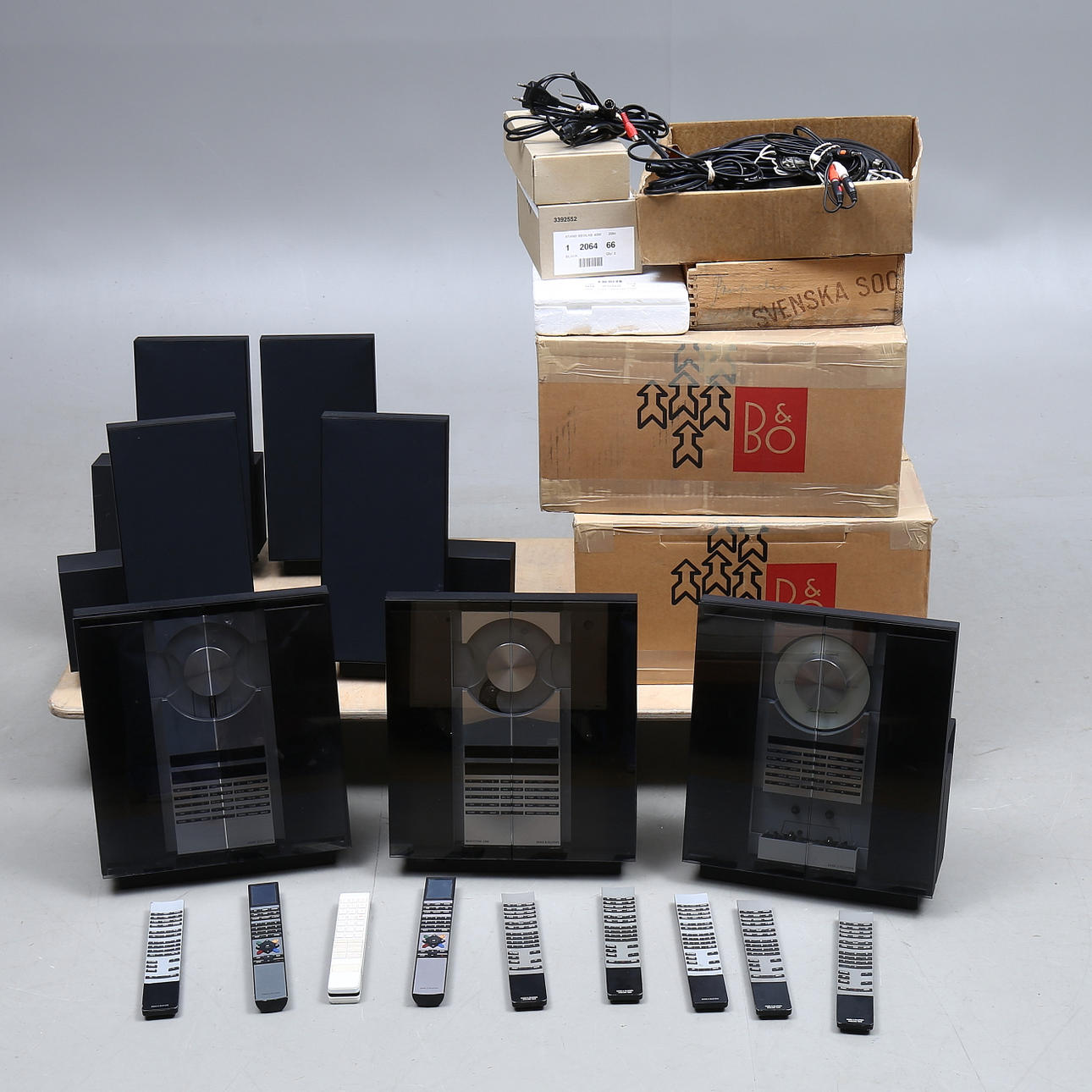 BANG & OLUFSEN stereo system including Beolab 2000, Beocenter 2300.