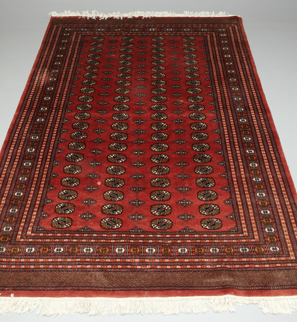 MATTA, orientalisk, ca 296 x 228 cm.