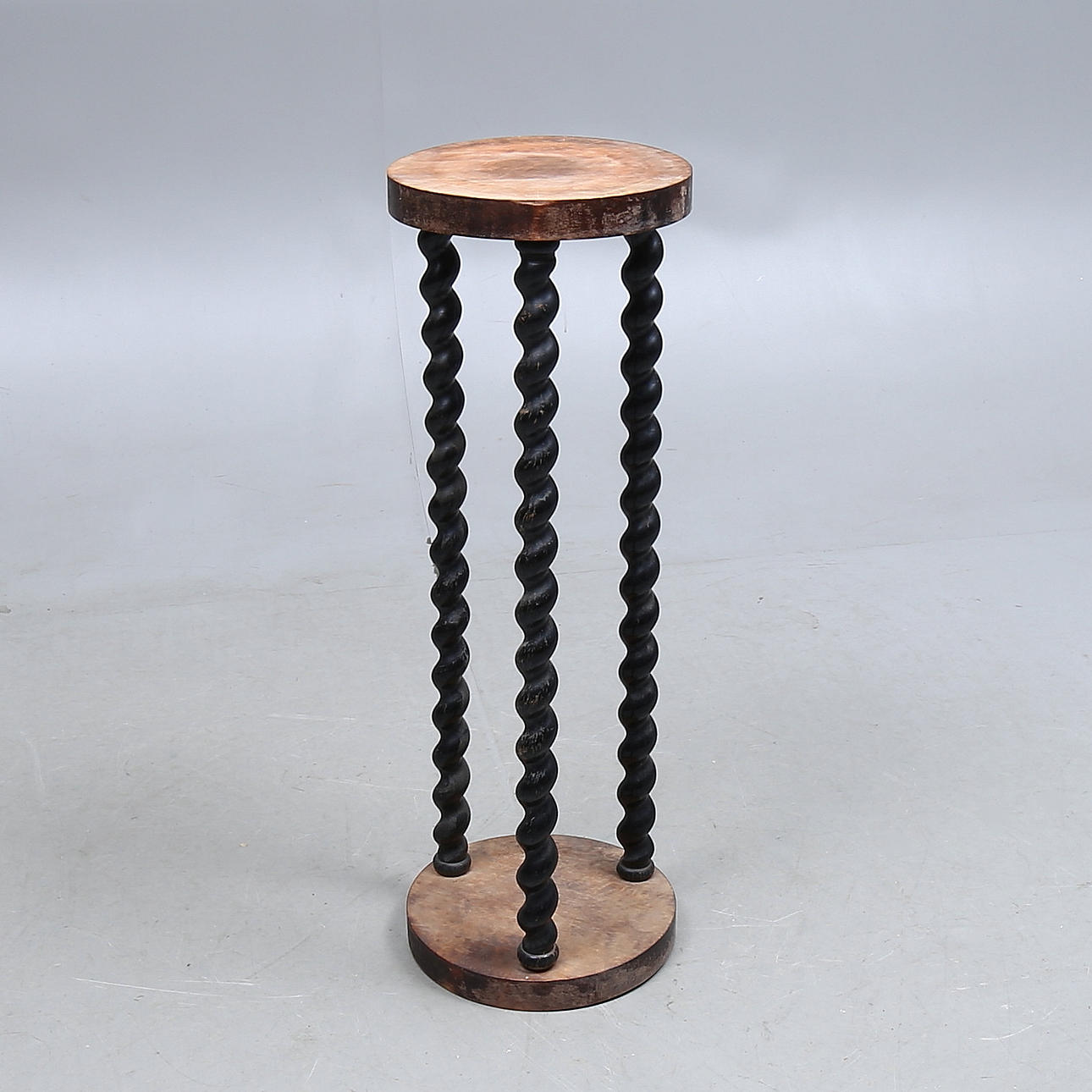 PIEDESTAL, tidigt 1900-tal.