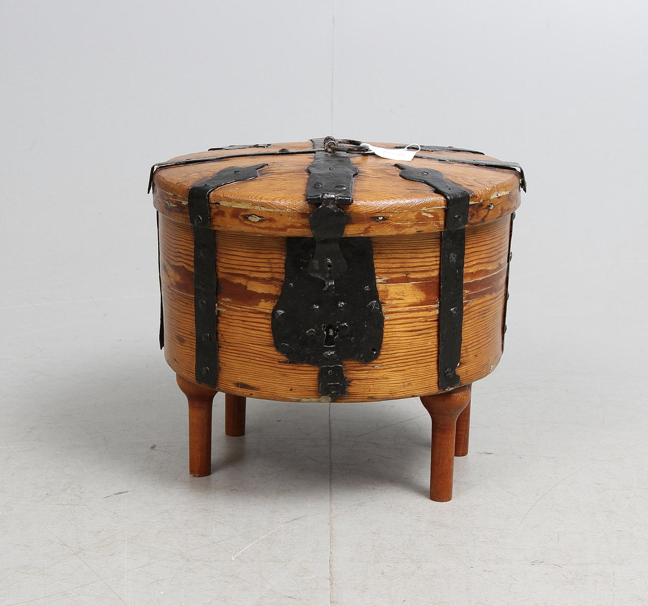 RESEKISTA, bär datering 1490.