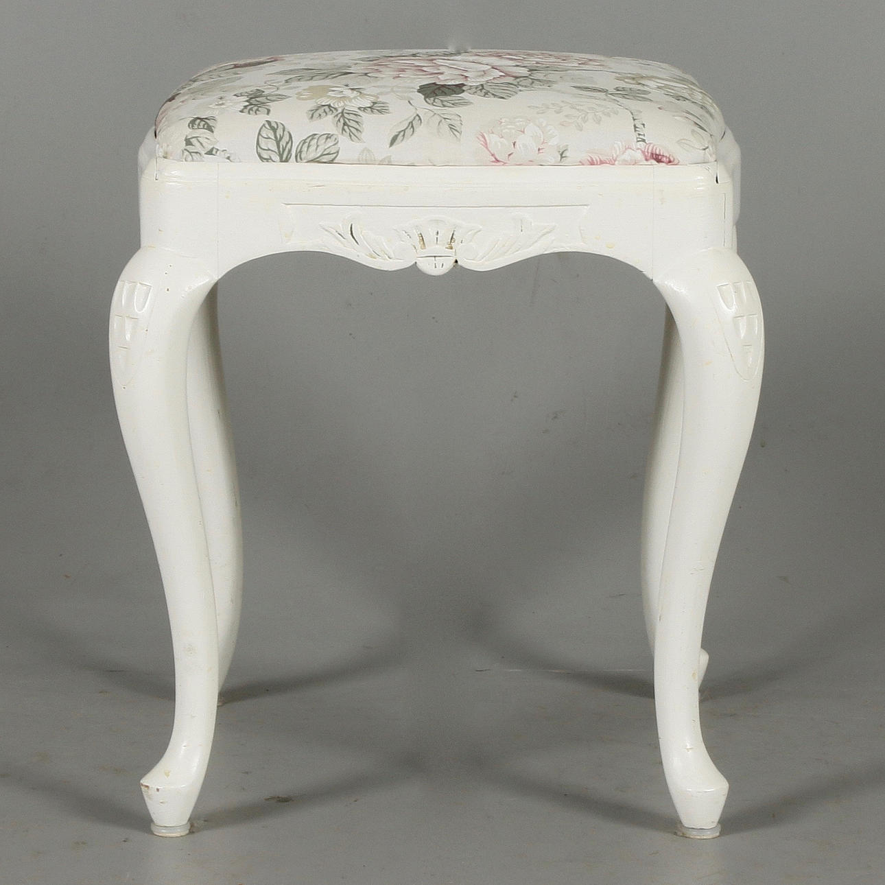Stool, rococo style, 20th century.
