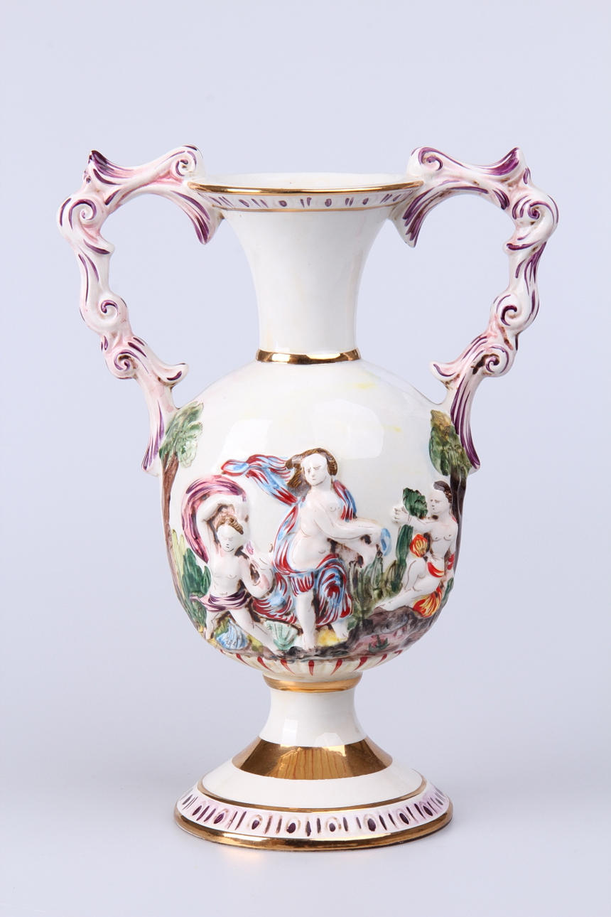 URNA, Capodimonte B.S, Italien.