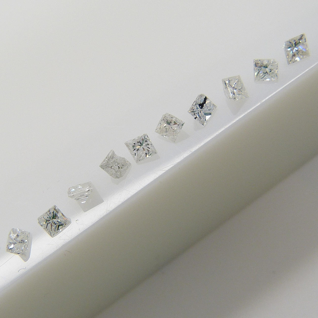 PRINSESSLIPADE DIAMANTER, 1.06 CT.