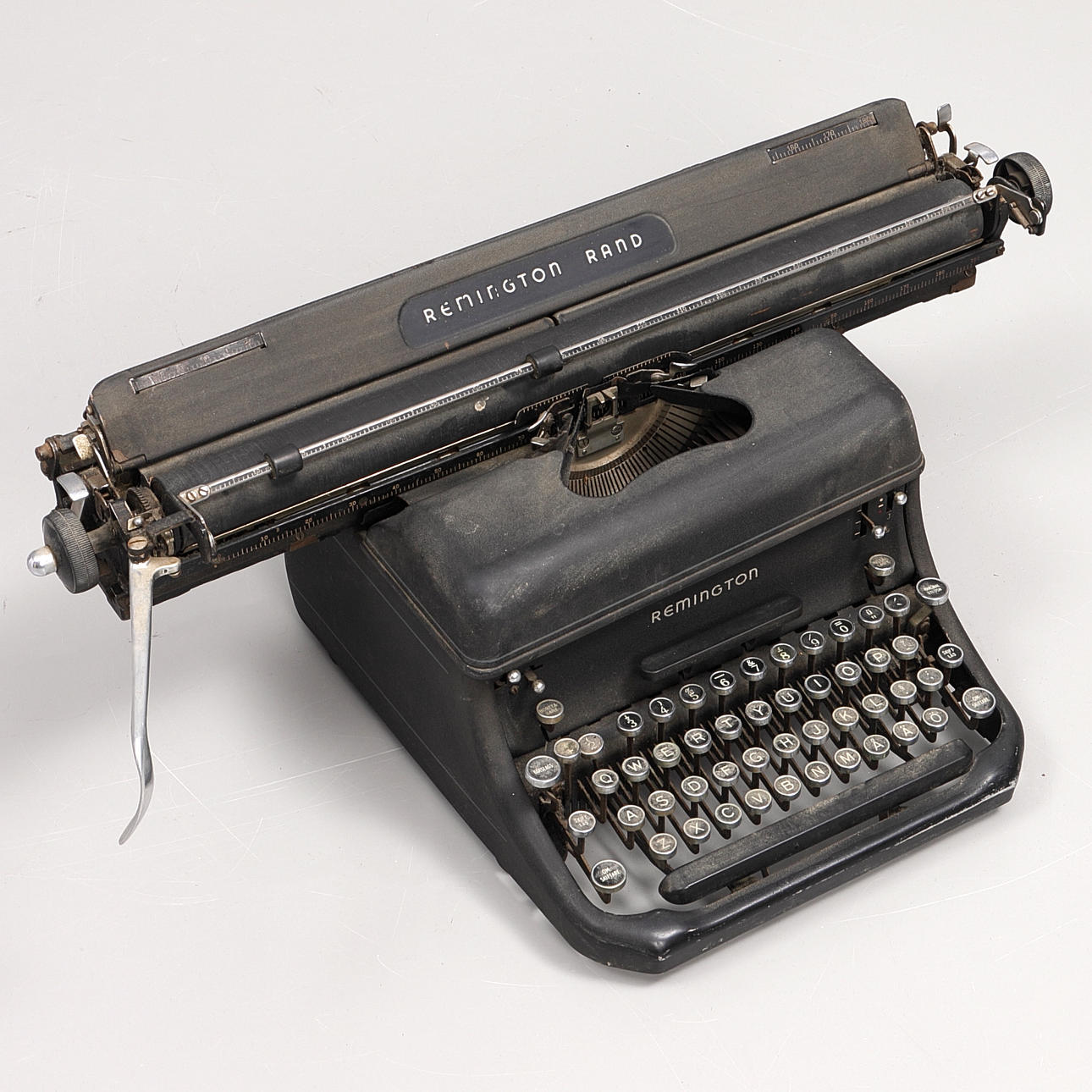 TYPEWRITER extra long roller.