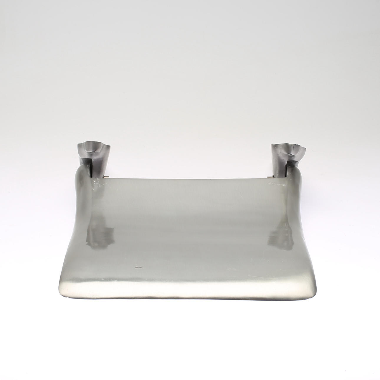 VÄGGSTOL,Tove Adman, Fafner.