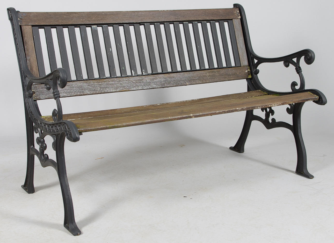 TRÄDGÅRDSSOFFA med gjutjärnsgavlar.