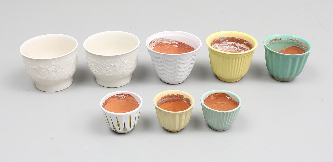 BLOMKRUKOR (8), bl.a Arabia, Upsala-Ekeby m.m, 1900-talets andra hälft.