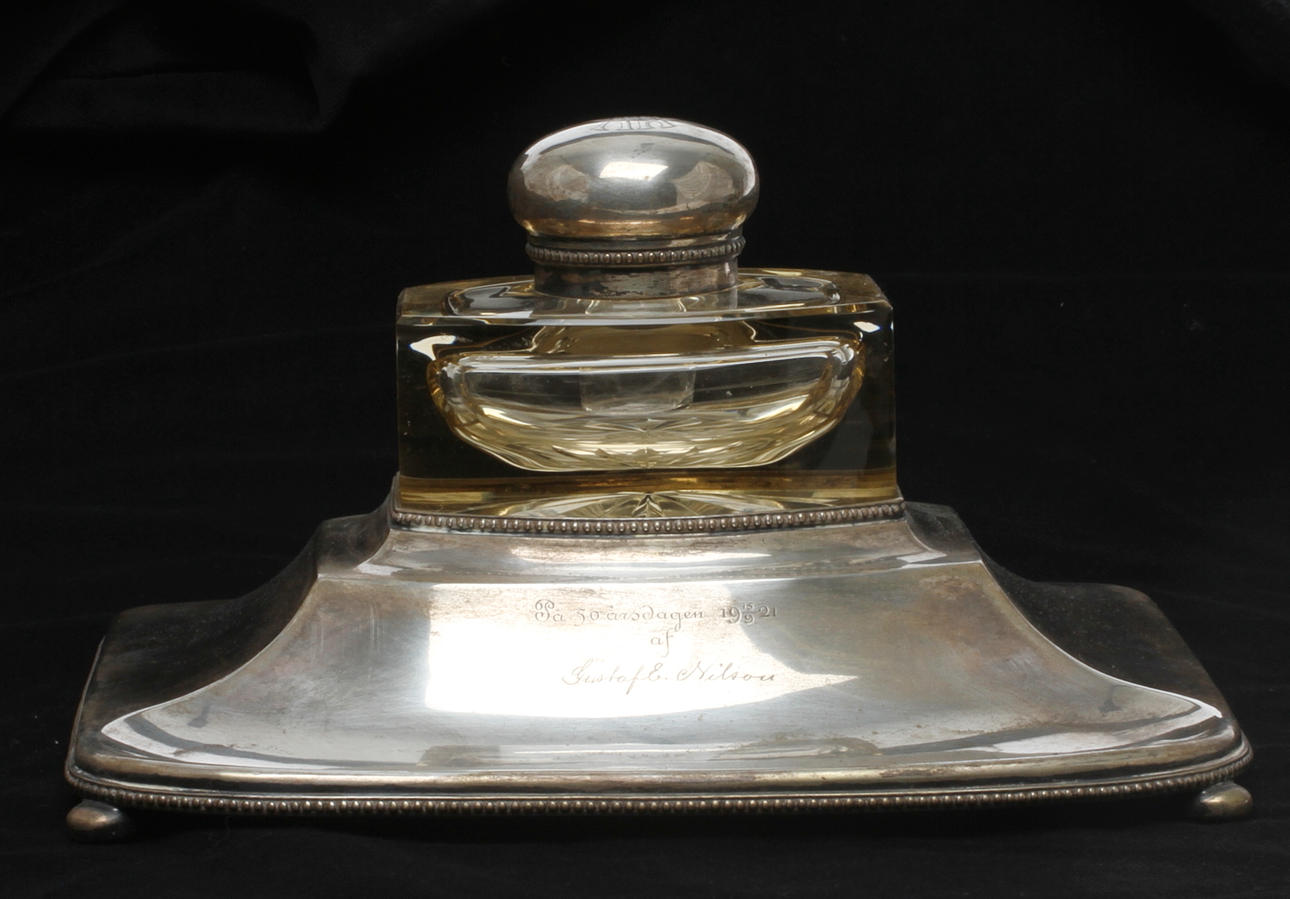 BLÄCKSTÄLL, silver, Nordiska Kompaniet, Stockholm, 1919.