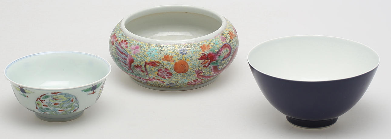 SKÅLAR porslin 3 st, Kina, 1900-tal.