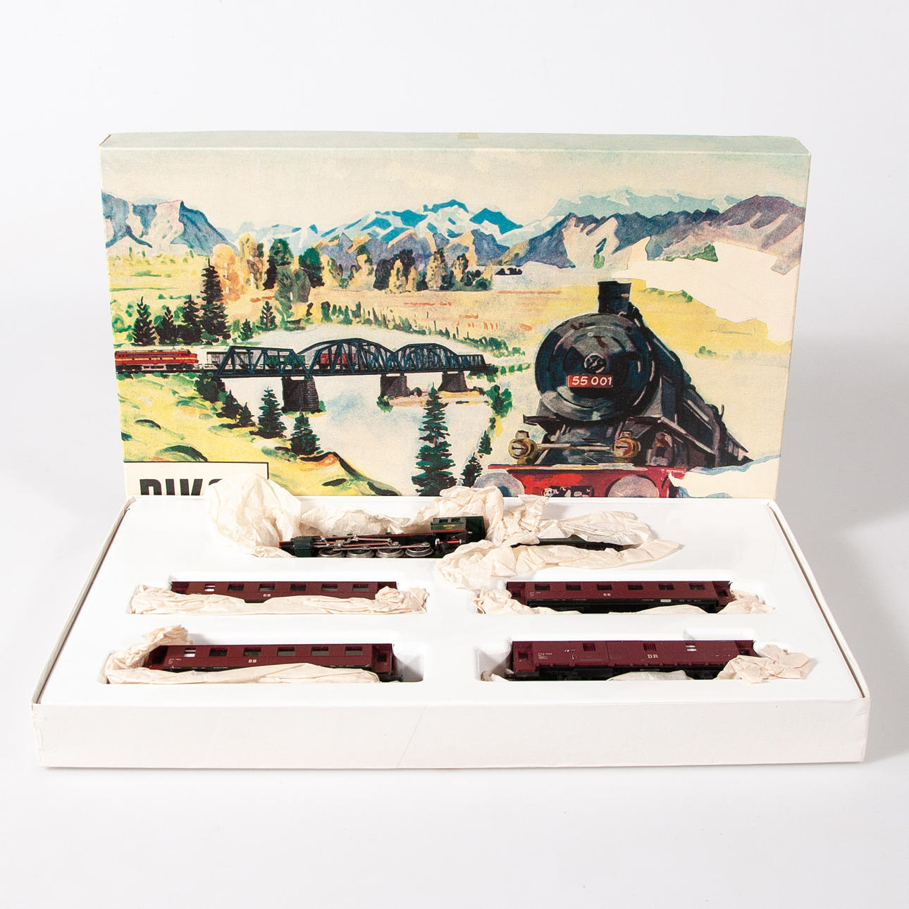 PIKO, tåg och vagnar i originalkartong.