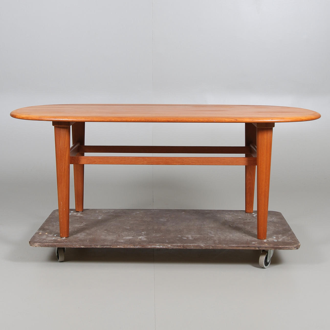 SOFFBORD, teak, 1960/70-tal. Möbler - Bord - Auctionet