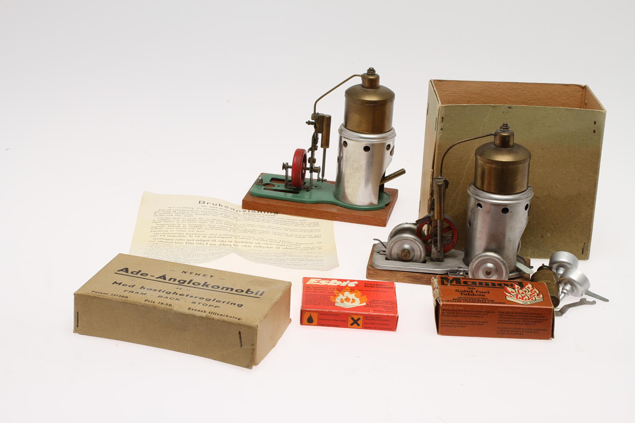 ÅNGMASKINER 2 stycken ADE, SVERIGE.