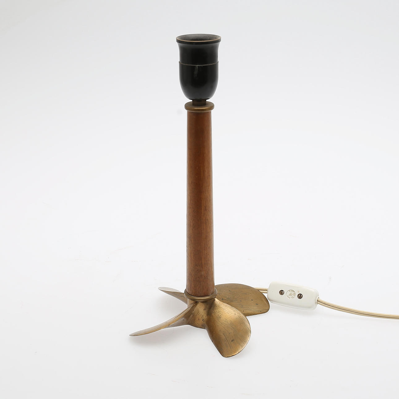 TISCHLAMPE, Holz/Metall, 1900er.