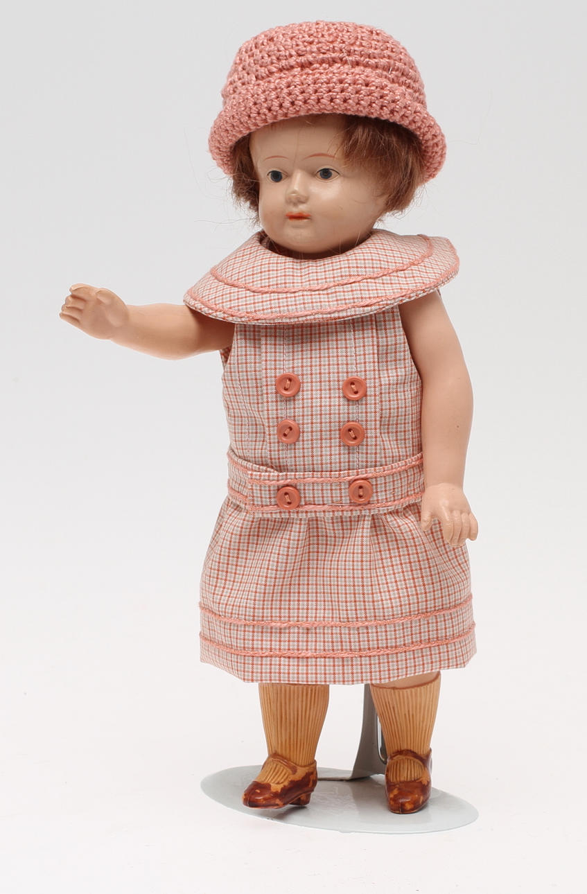 DOCKA BUSCHOW & BECK, CELLULOID, ORIGINALKLÄDSEL.