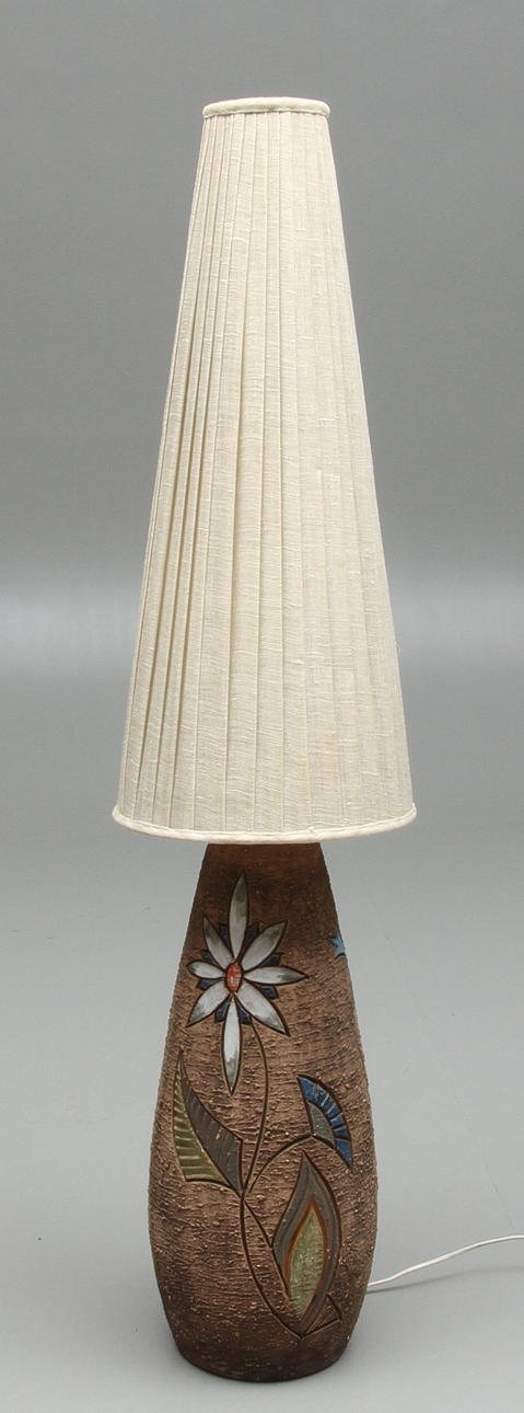 GOLVLAMPA, keramik, Tilgman, signerad M. 1967.