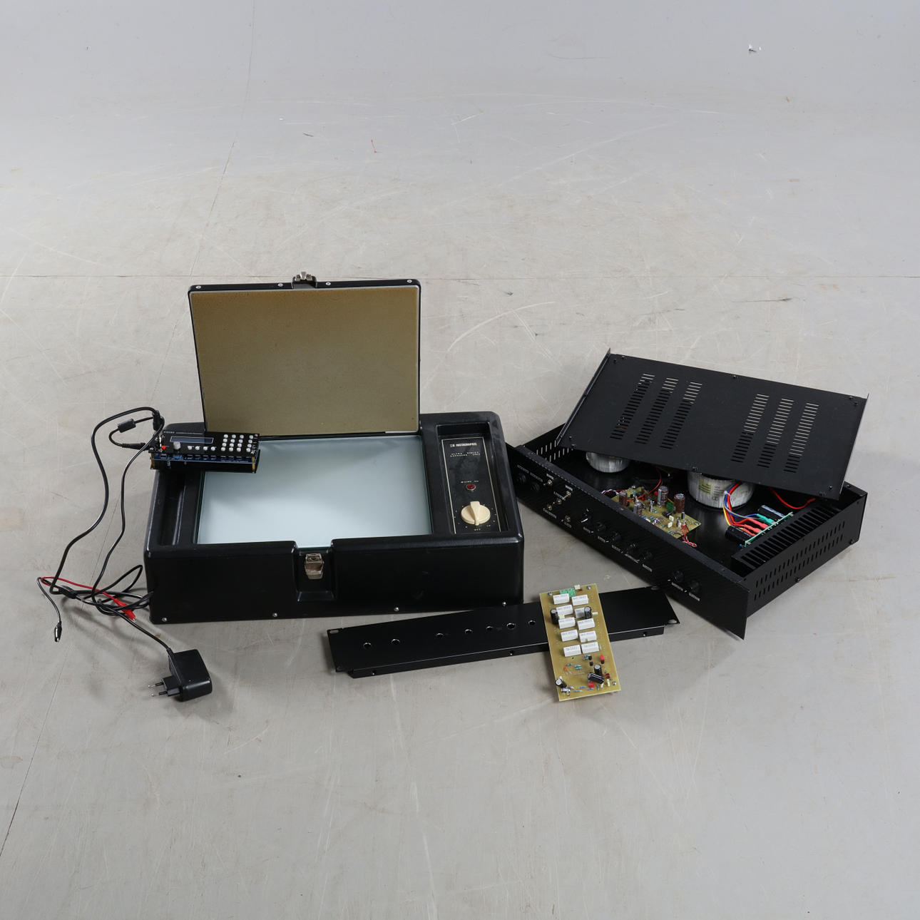 VAKUUM EXPONERINGSENHET, Instagraphic och FG085 miniDDS Function Generator mm.