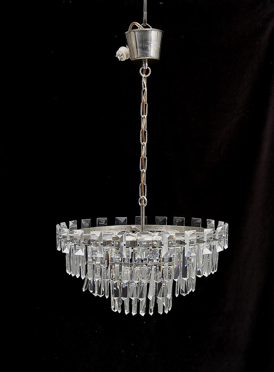 KRISTALLKRONA, modern tillverkning.