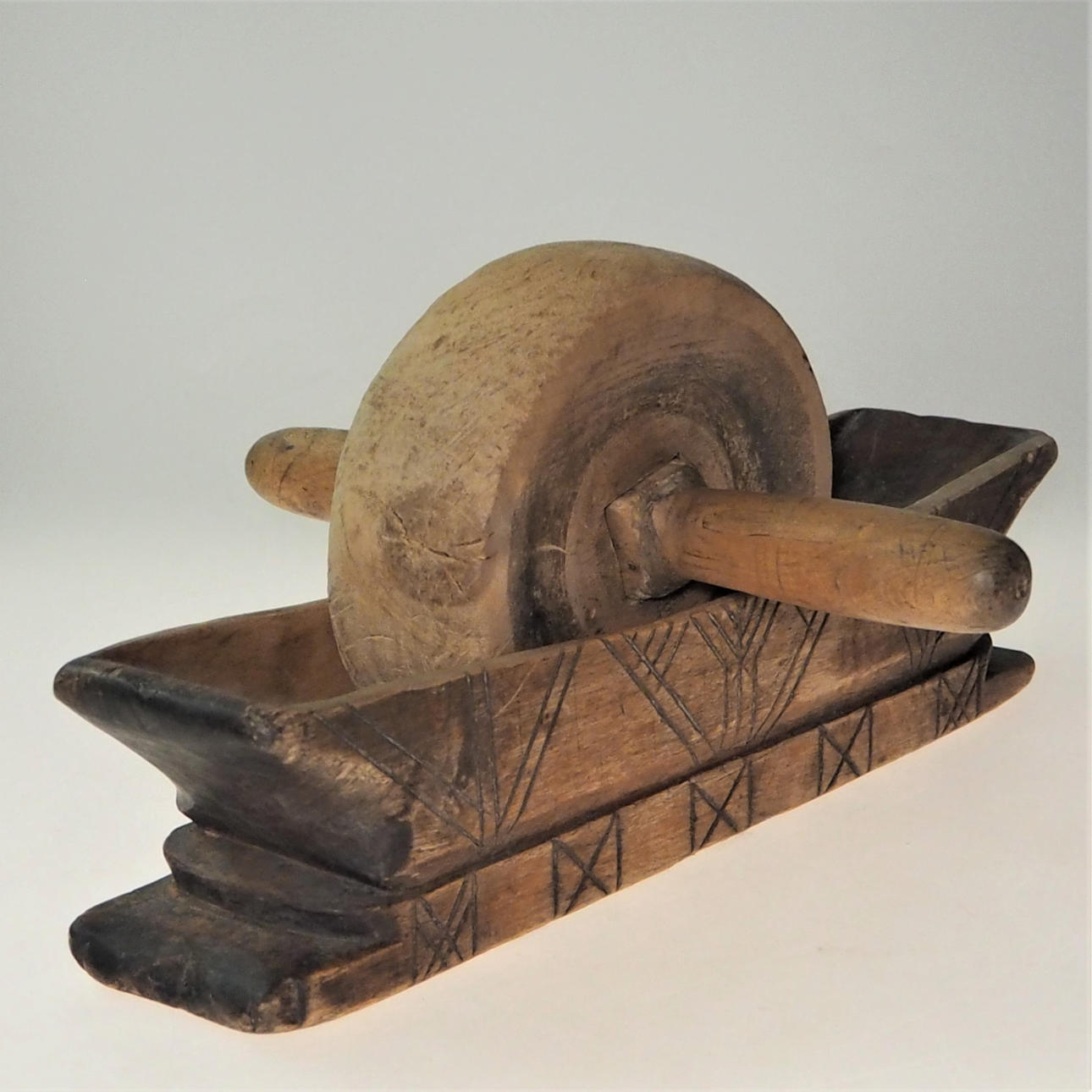 MOLINO DE RODILLOS, madera, siglo XIX.