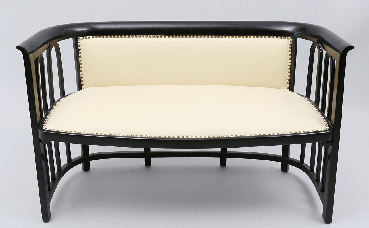 JOSEF HOFFMANN (1870 PIRNITZ - WIEN 1956). Bänk modell nr 423/C.