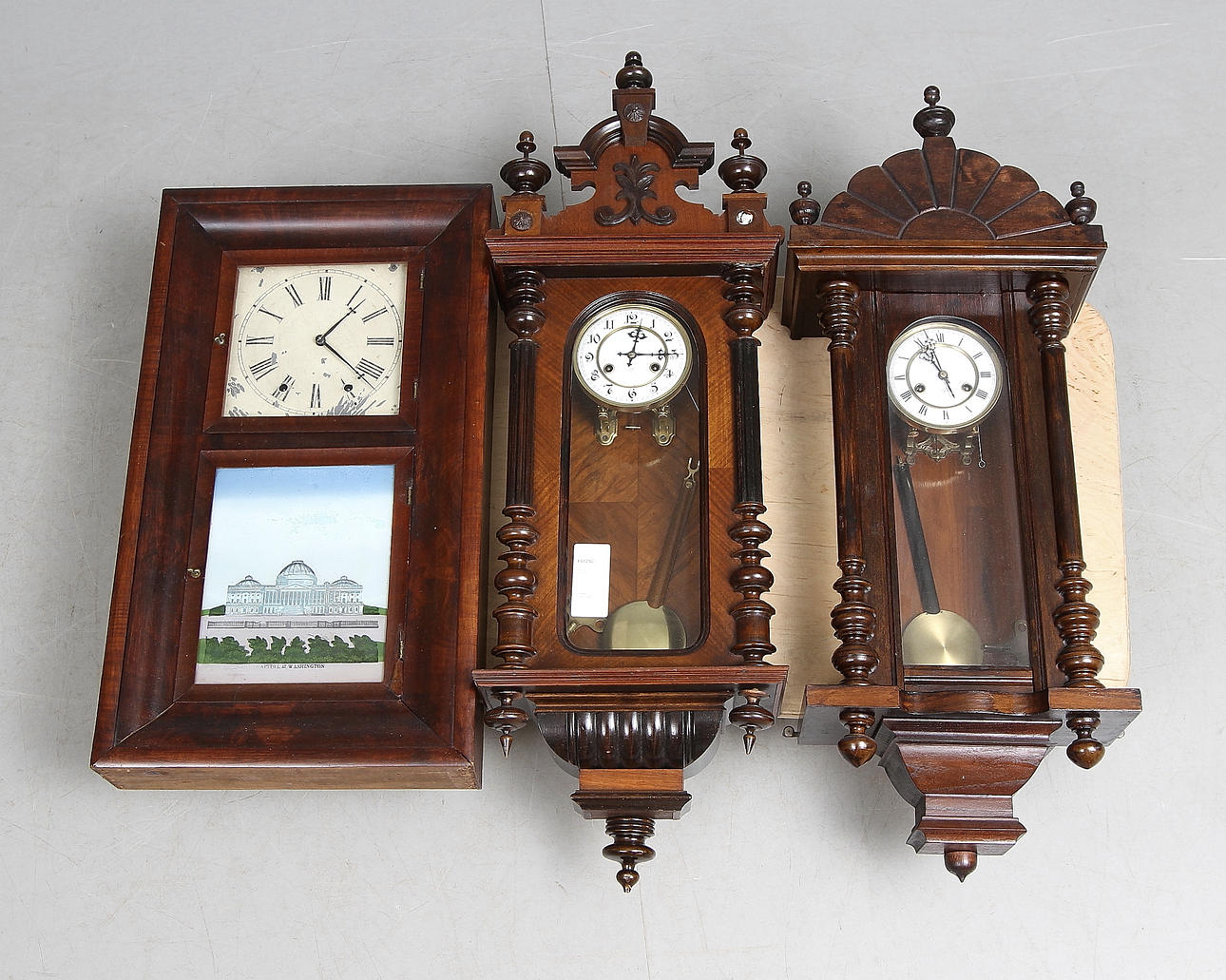 VÄGGUR, 3 st, 1900 talets första hälft.