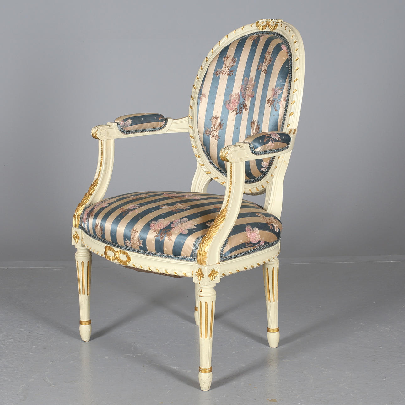 KARMSTOL, sengustaviansk stil, 1900-tal.