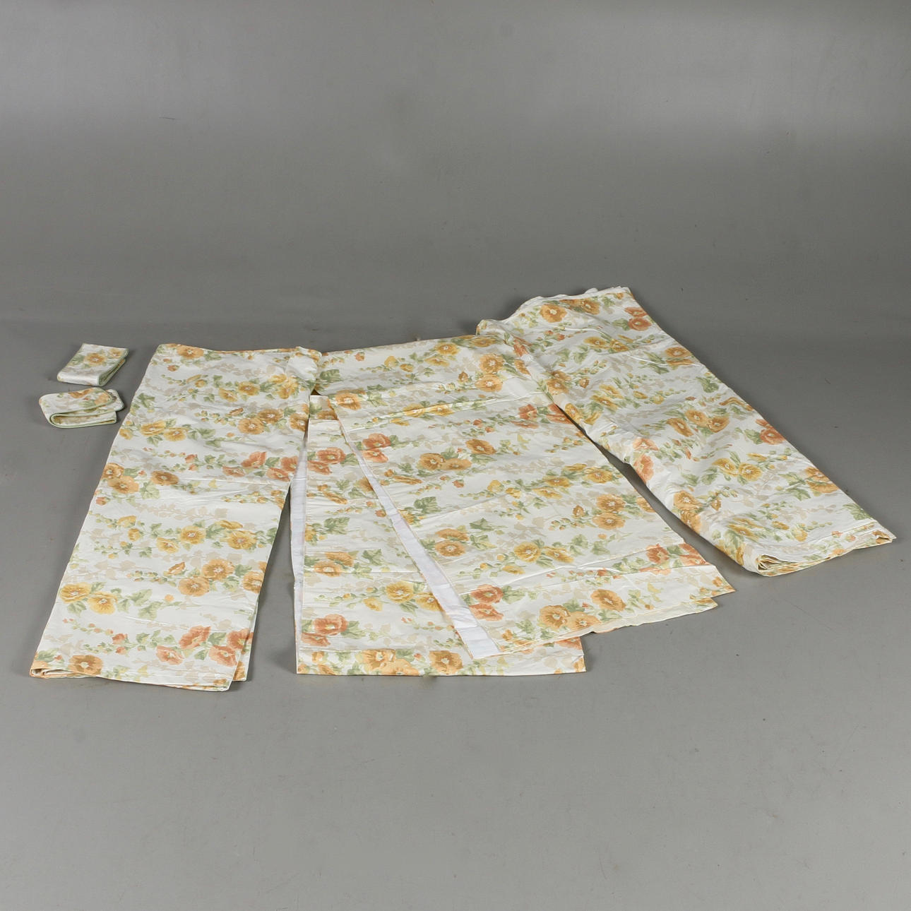 GARDINER, Laura Ashley.