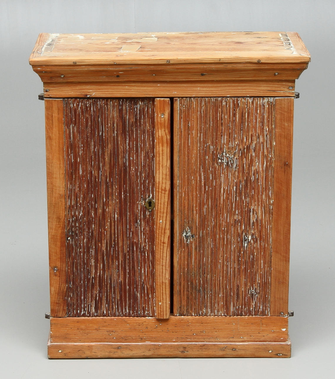 HÄNGSKÅP, gustaviansk, 17/1800-tal.