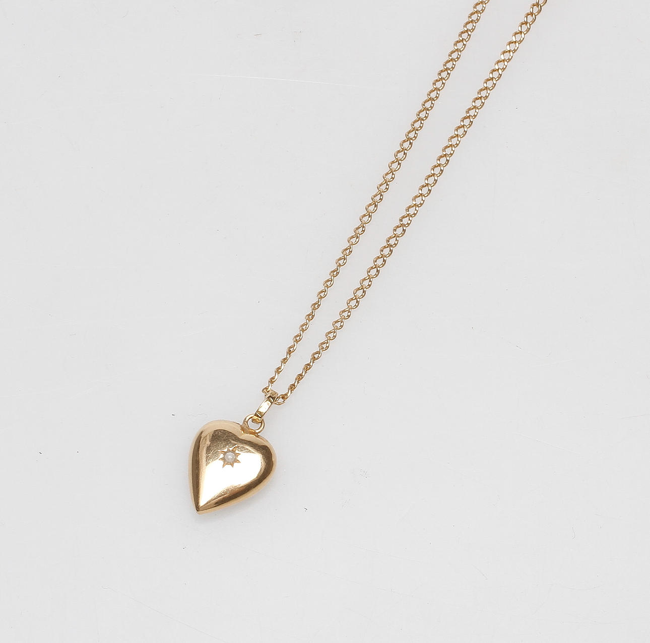 HALSSMYCKE, guld 18k, vikt ca 8,9 gram.