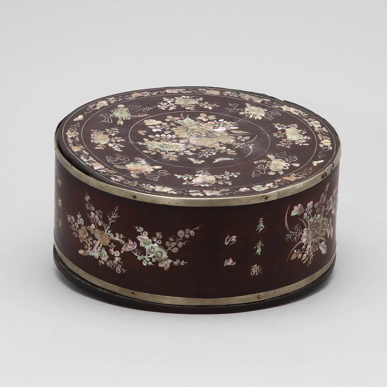 ASK MED LOCK, Vietnam.