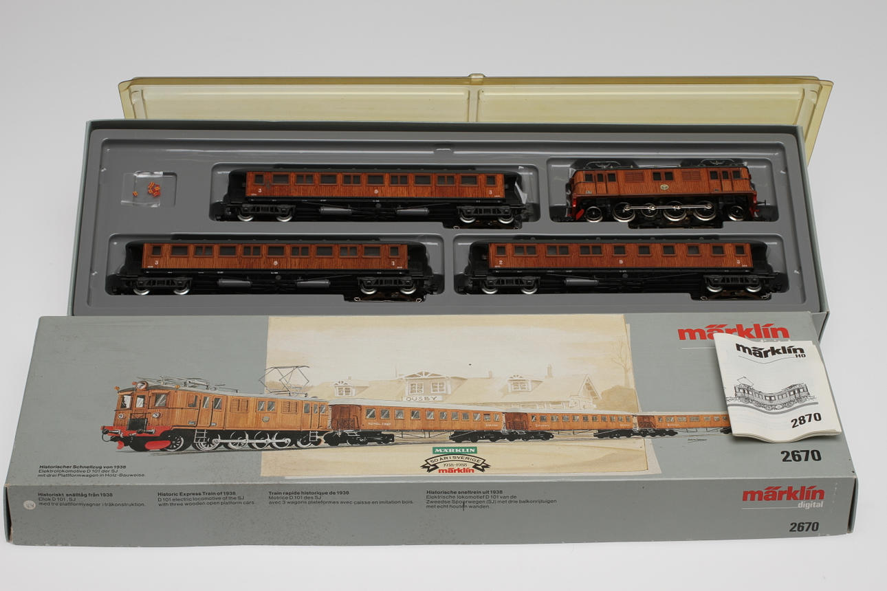 MÄRKLIN TÅGSATS 2670. LOKET OMGJORT TILL LIKSTRÖM.