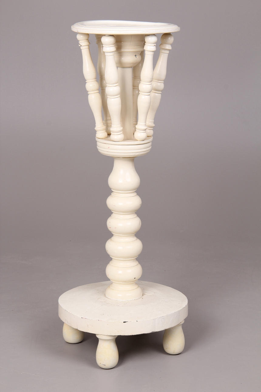 PEDIESTAL, late 19th century.