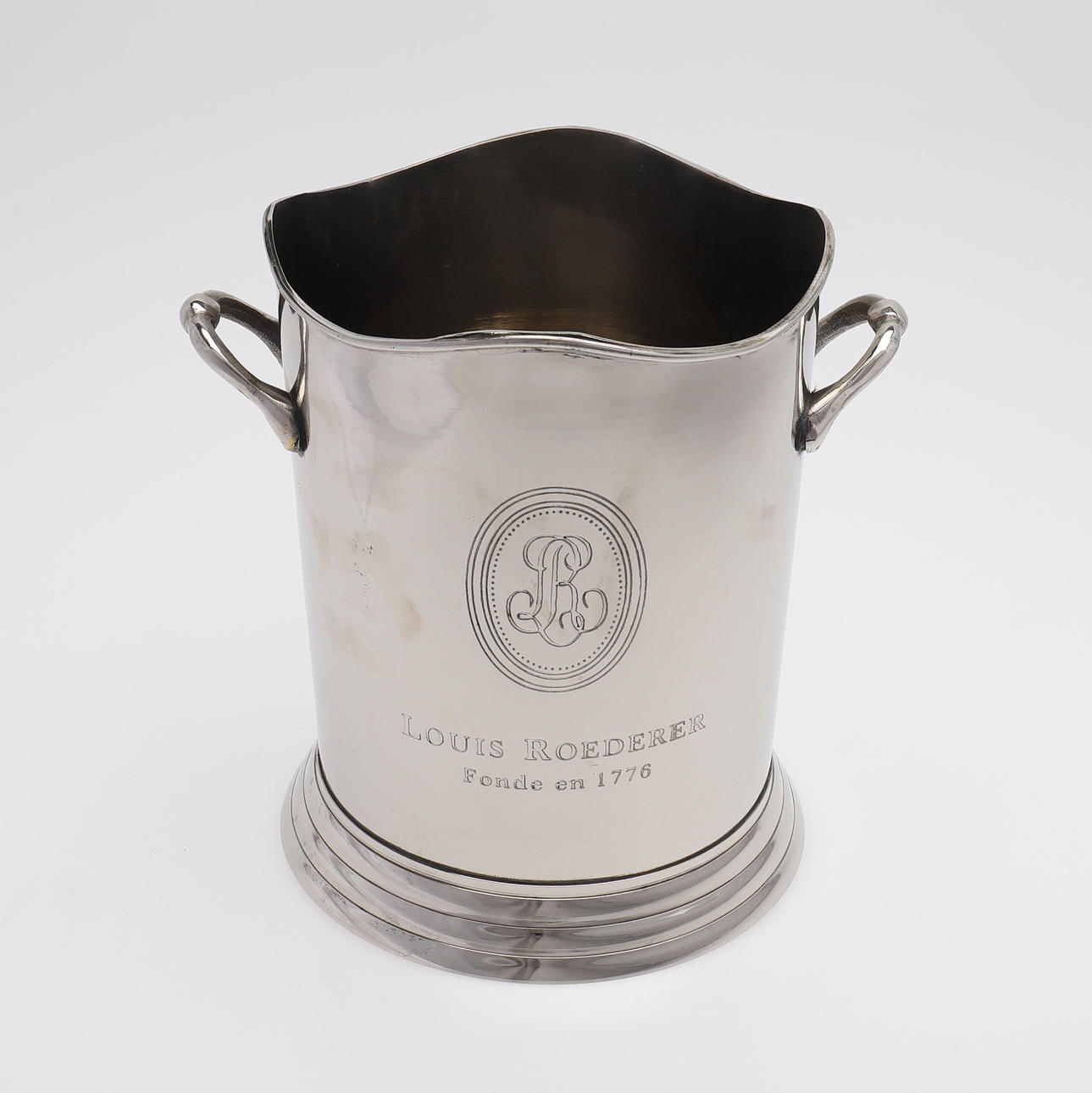 CHAMPAGNEKYLARE, LOUIS ROEDERER.