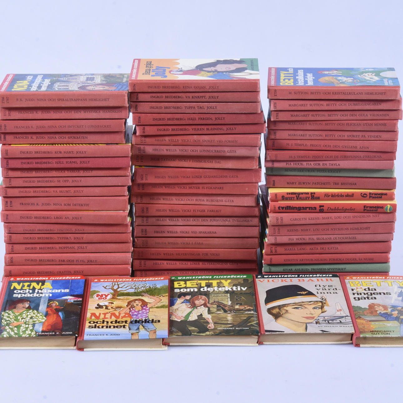 FLICKBÖCKER, 58 st, B Wahlströms Flickböcker, 1960-tal.