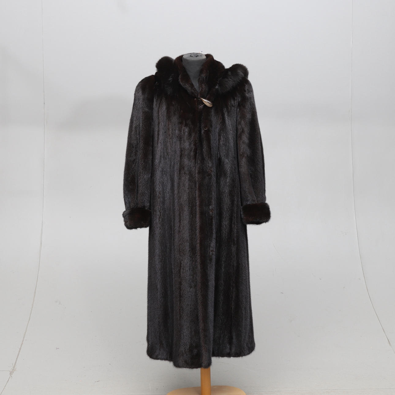 FUR COAT, mink, Saga Mink.