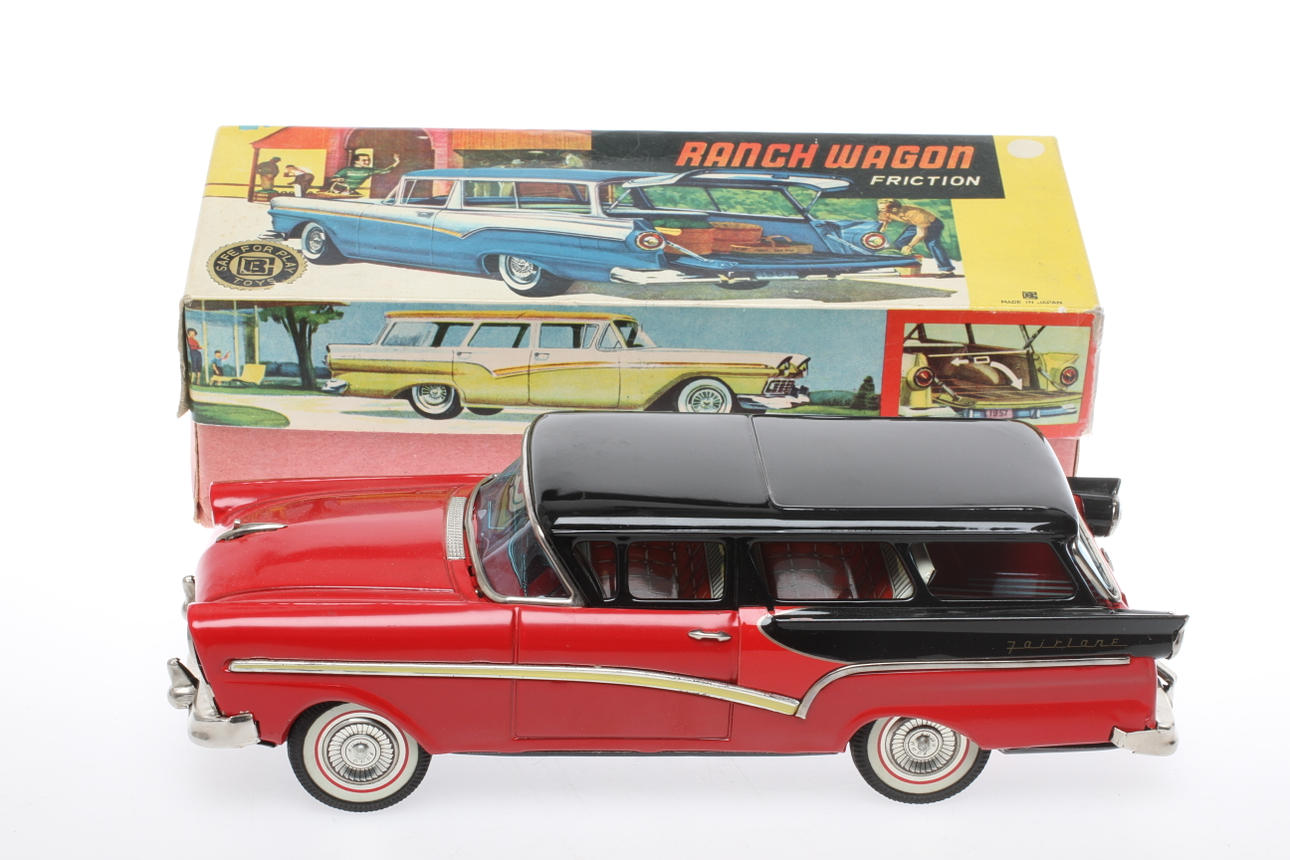 HERRGÅRDSVAGN FORD RANCH WAGON 523 BANDAI JAPAN i originalkartong.