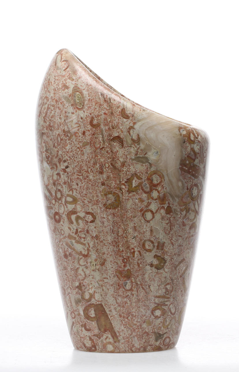 VAS, marmor, signerad Olov Nilsson 1976.