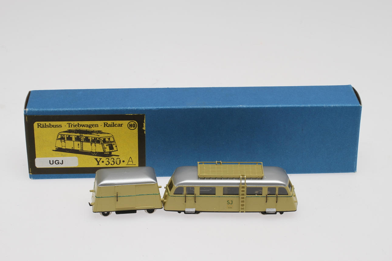 UGJ RÄLSBUSS Y330 MED SLÄP.